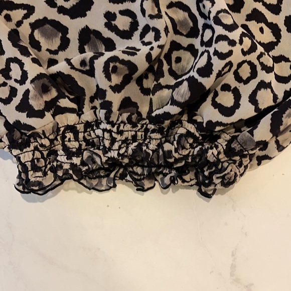 Patterned Too - Picture 2 of 2